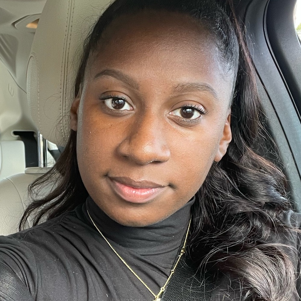 Meet your Posher, Juantaya